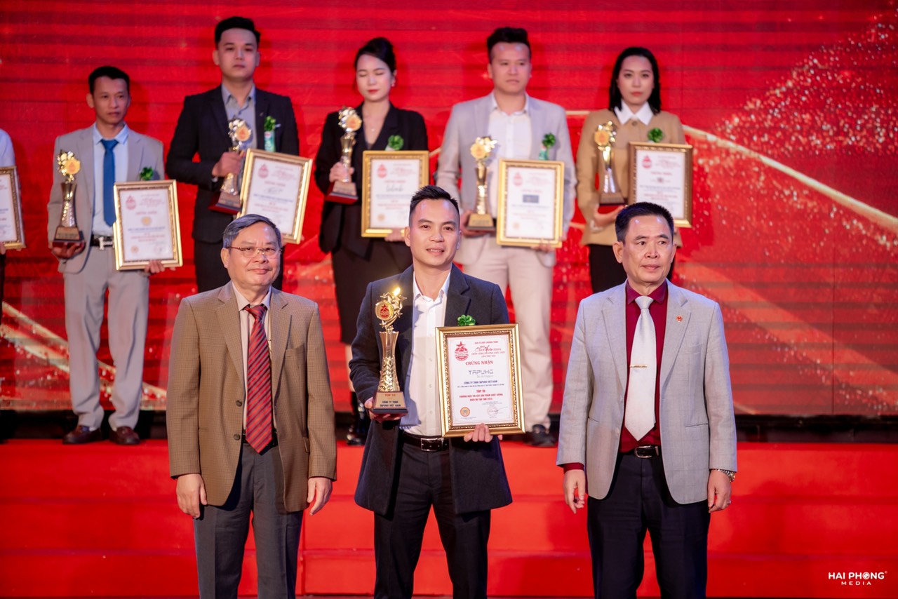 TAPUHO Việt Nam với giải thưởng “Thương hiệu tin cậy, sản phẩm chất lượng, dịch vụ tận tâm
